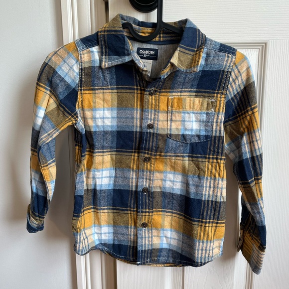 Boy Oshkosh B’gosh plaid long sleeve shirt - Picture 1 of 4